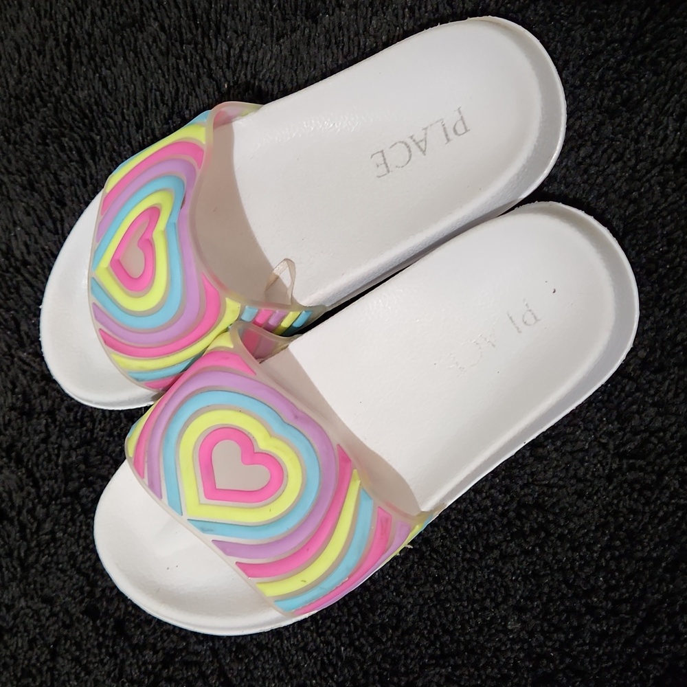 Children's Place slides size 2 youth girls